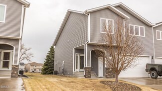 2236 Shoal Loop SE, Mandan, ND 58554