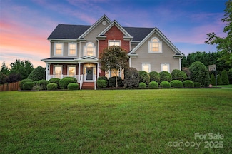 9901 Candlehill Dr, Mint Hill, NC 28227