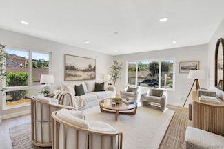 11384 Almazon St, San Diego, CA 92129