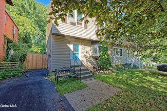 18A Hamilton Place, Cohoes, NY 12047
