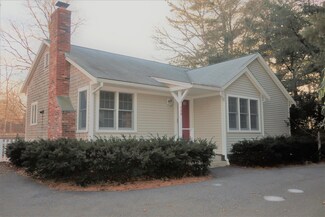 139 Quinaquisset Ave, Mashpee, MA 02649