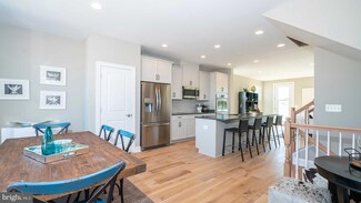 39 Capitol Mews, Ranson, WV 25438