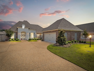 630 Dumaine Dr, Bossier City, LA 71111