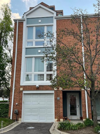 274 Main Sail Ct Unit 27, Detroit, MI 48207