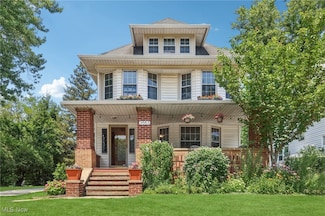 3553 Fairmount Blvd, Cleveland, OH 44118