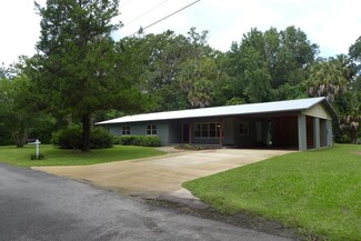 73 SE 34th Ave, Cross City, FL 32628