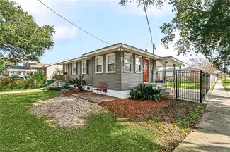701 Henry Landry Ave, Metairie, LA 70003