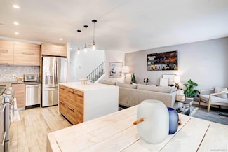 4771 Jewell St Unit 2, San Diego, CA 92109