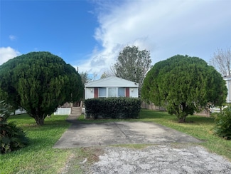 2002 Austin St, Rosenberg, TX 77471