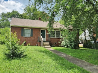 3112 Plantation Rd NE, Roanoke, VA 24012