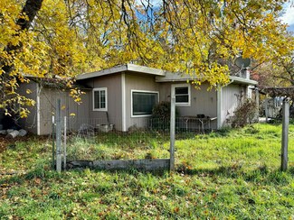 200 E Linda Vista Rd, Grants Pass, OR 97527