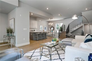 719 S Marengo Ave Unit 3, Pasadena, CA 91106