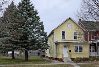 1138 Hanna St, Fort Wayne, IN 46802