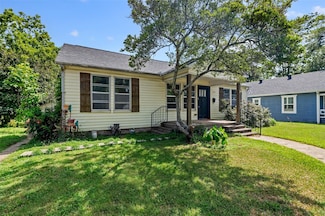 1312 W Day St, Denison, TX 75020