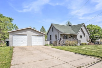 123 Montebello St SE, Grand Rapids, MI 49548