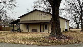 301 Pine St, Newport, AR 72112