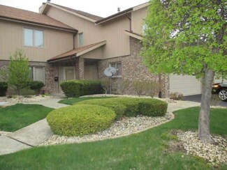 8952 Silverdale Dr Unit 7B, Orland Park, IL 60462