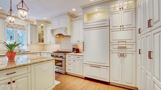 109 Mesa Verde Ln, Howell, NJ 07731