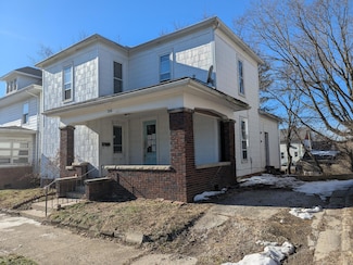 208 E Paint St, Washington Court House, OH 43160