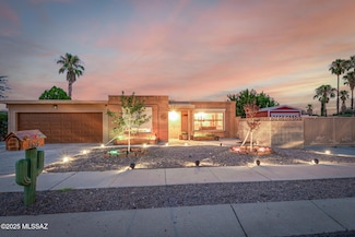 9625 E Vicks Place, Tucson, AZ 85748