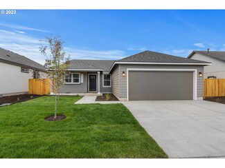 4967 Cedar View Dr, Springfield, OR 97478
