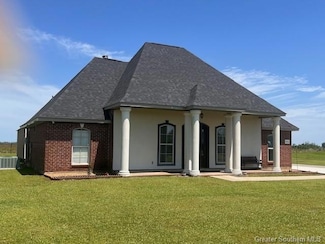 6034 Ava Ln, Iowa, LA 70647