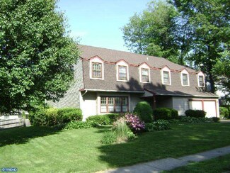 110 Wayland Rd, Delran, NJ 08075