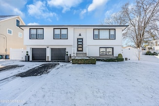 2344 Cardinal Dr, Point Pleasant Boro, NJ 08742