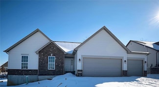 1066 Bloomfield Dr, Eureka, MO 63025
