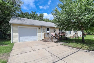 501 W Main St, Valley Center, KS 67147