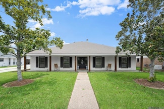 16039 Haynes Bluff Ave, Baton Rouge, LA 70817