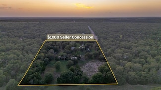 664 Hidden Oaks Dr, Elgin, TX 78621