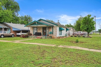 400 E Liveoak St, Altus, OK 73521