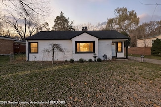 2250 Seminole Dr, Okemos, MI 48864