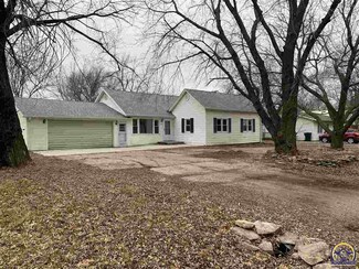 209 W 5th St, Lebo, KS 66856