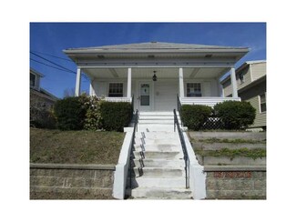 131 Laurens St, Cranston, RI 02910