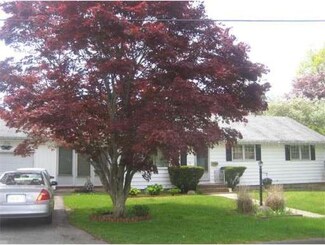 25 Hill St, Fairhaven, MA 02719