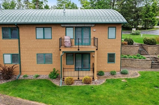 1973 Superior Ave, Cumberland, WI 54829