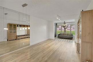 9041 Sunrise Lakes Blvd Unit 106, Sunrise, FL 33322