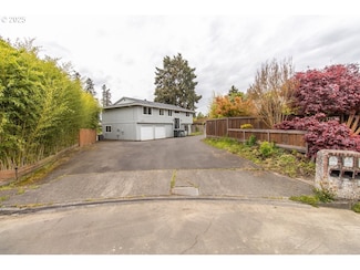 12190 SW Merestone Ct, Portland, OR 97223