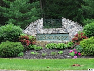 Unit 53, 5 Sanctuary Dr, Jackson, MI 49201