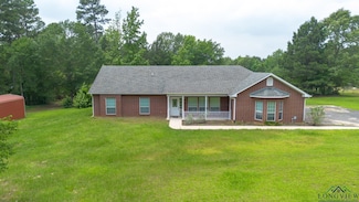 727 Green St, Gladewater, TX 75647