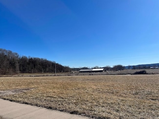 1709 Welter Dr, Prairie Du Chien, WI 53821