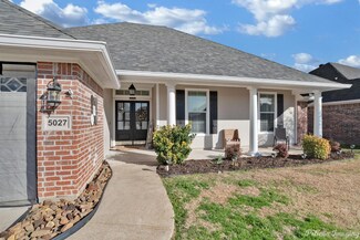 5027 General Polk Dr, Bossier City, LA 71112