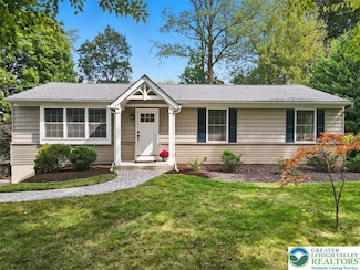 87 Sproul Rd, Malvern, PA 19355