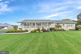 6 Marabou Dr, Newark, DE 19702