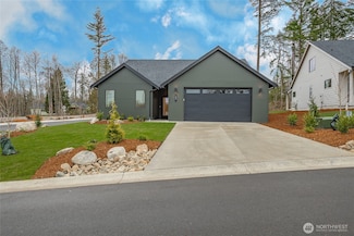 180 Sweet Gum Dr, Blaine, WA 98230