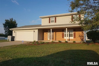 1015 Danbury Dr, Mount Pulaski, IL 62548