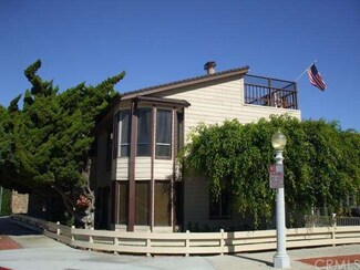 1700 Miramar Dr, Newport Beach, CA 92661