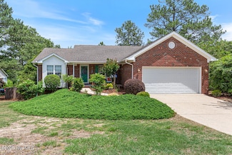 2 Beryl Cir, Pinehurst, NC 28374
